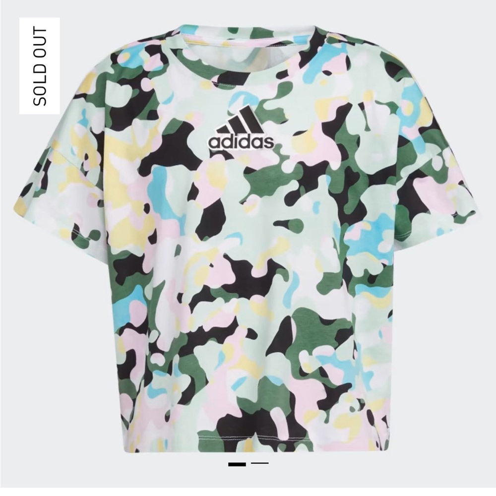 Adidas Cropped Green and Black Short Sleeve Tee Modern Street Style